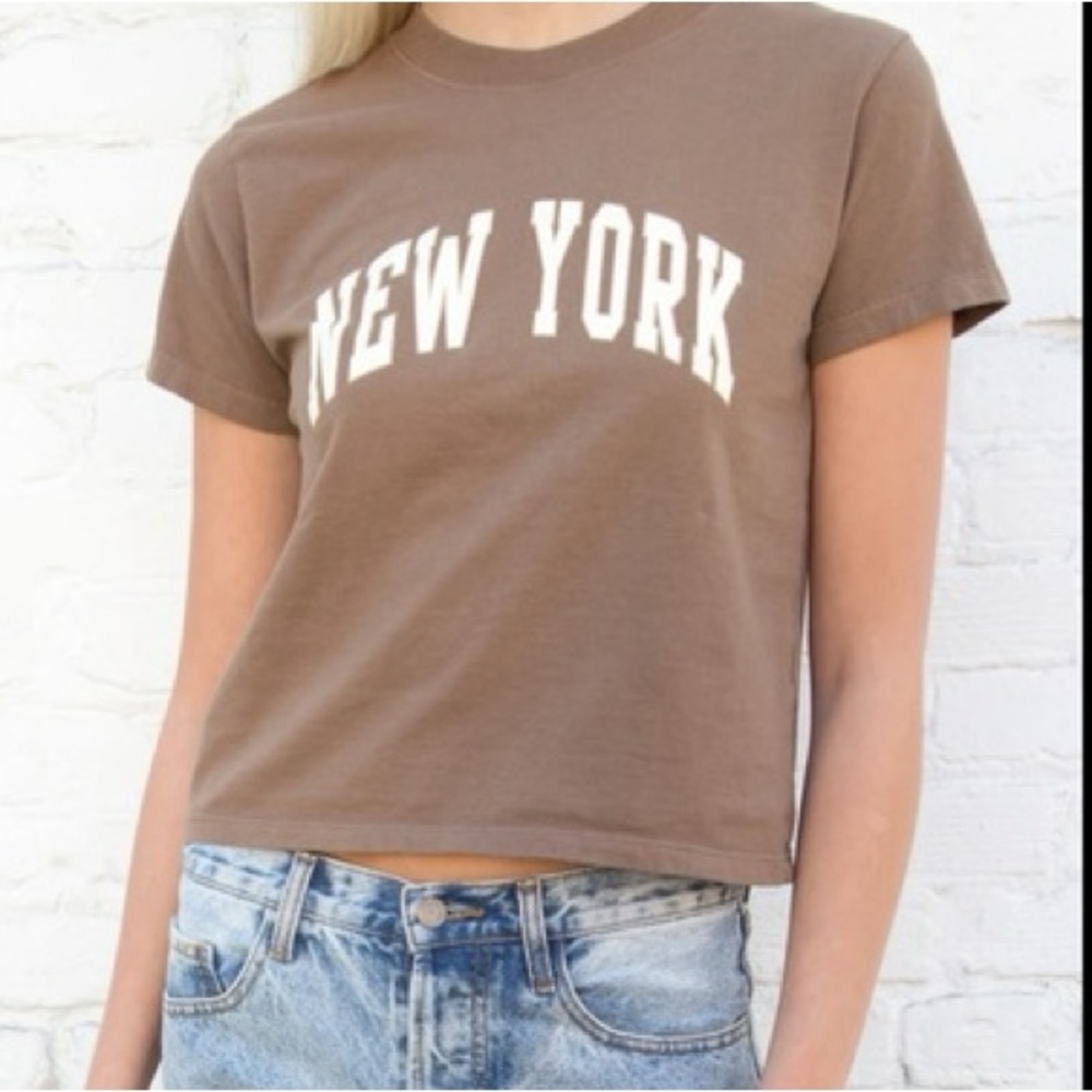Brandy Melville shirt
